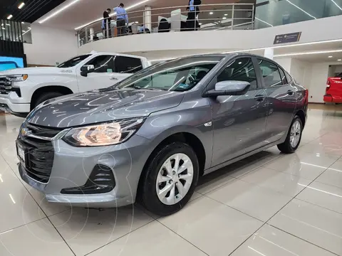 Chevrolet Onix LT Aut usado (2022) color Gris precio $229,800