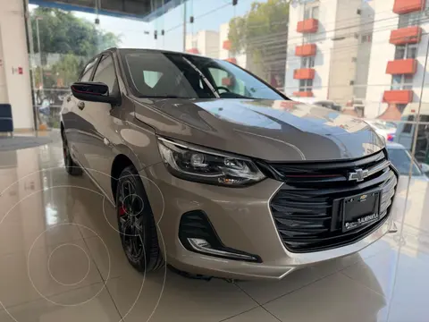 Chevrolet Onix Premier Red Line Aut usado (2023) color Beige financiado en mensualidades(enganche $87,633 mensualidades desde $5,839)