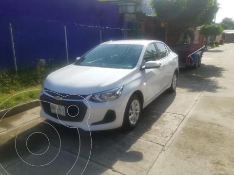 foto Chevrolet Onix LT usado (2021) color Blanco precio $255,000