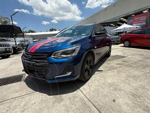 Chevrolet Onix Premier Red Line Aut usado (2023) color Azul financiado en mensualidades(enganche $85,000 mensualidades desde $6,000)