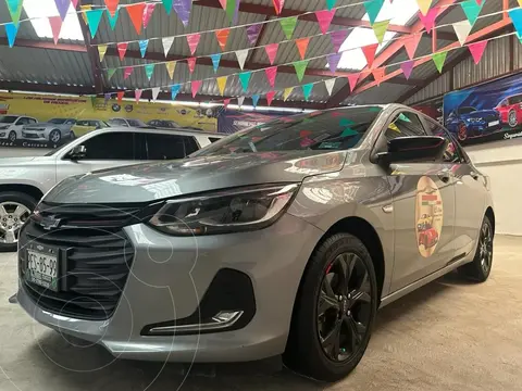 Chevrolet Onix Premier Aut usado (2023) color Gris Grafito financiado en mensualidades(enganche $69,417 mensualidades desde $7,568)