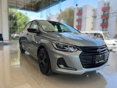 Chevrolet Onix Premier Red Line Aut usado (2023) color Gris precio $269,000