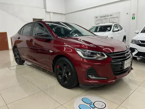 Chevrolet Onix Premier Red Line Aut usado (2023) color Rojo Cobrizo financiado en mensualidades(enganche $81,478 mensualidades desde $6,994)