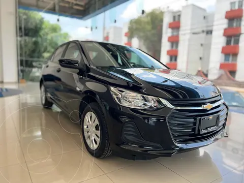 Chevrolet Onix LS usado (2023) color Negro precio $239,000