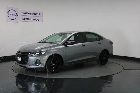 Chevrolet Onix Premier Red Line Aut usado (2024) color Gris precio $296,000