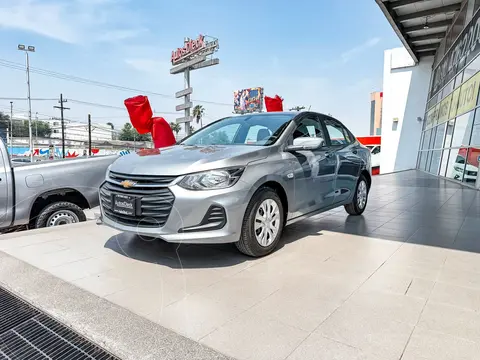 Chevrolet Onix LS Aut usado (2023) color Gris Oscuro financiado en mensualidades(enganche $50,380 mensualidades desde $5,155)