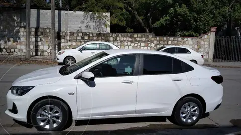 Chevrolet Onix LT Aut usado (2021) color Blanco financiado en mensualidades(enganche $44,800 mensualidades desde $5,107)