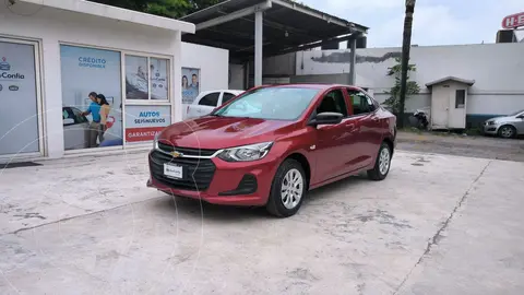 Chevrolet Onix LS Aut usado (2022) color Rojo precio $255,000