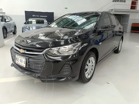 Chevrolet Onix LS usado (2023) color Negro precio $199,000