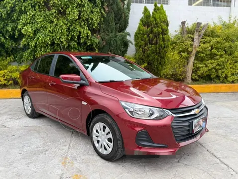 Chevrolet Onix LS usado (2024) color Rojo precio $263,000