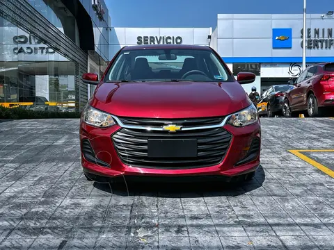 Chevrolet Onix LS Aut usado (2022) color Rojo precio $220,000
