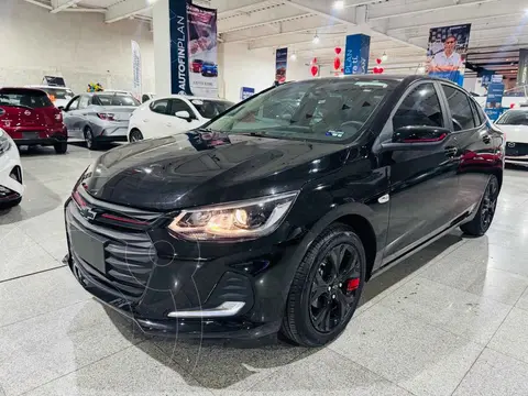 Chevrolet Onix Premier Red Line Aut usado (2025) color Negro precio $325,000