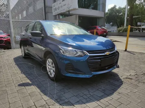 Chevrolet Onix LS Aut usado (2021) color Azul precio $235,000