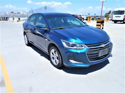 Chevrolet Onix Premier Aut usado (2021) color Azul financiado en mensualidades(enganche $80,000 mensualidades desde $7,711)