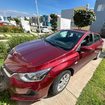 Chevrolet Onix LS Aut usado (2023) color Rojo precio $255,000