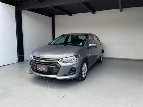 Chevrolet Onix LS Aut usado (2022) color Gris precio $239,000