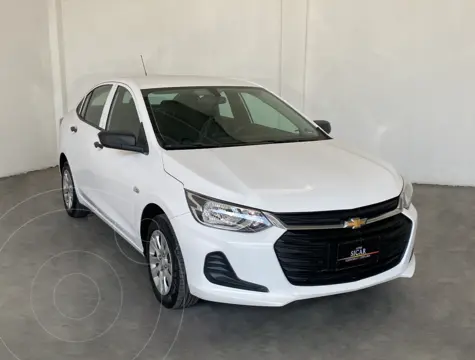 Chevrolet Onix LS Aut usado (2021) color Blanco precio $219,000