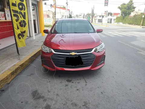 Chevrolet Onix LT Aut usado (2022) color Rojo precio $300,000