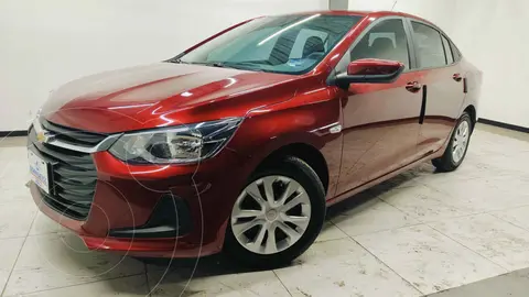 Chevrolet Onix LS usado (2023) color Rojo financiado en mensualidades(enganche $73,302 mensualidades desde $8,073)