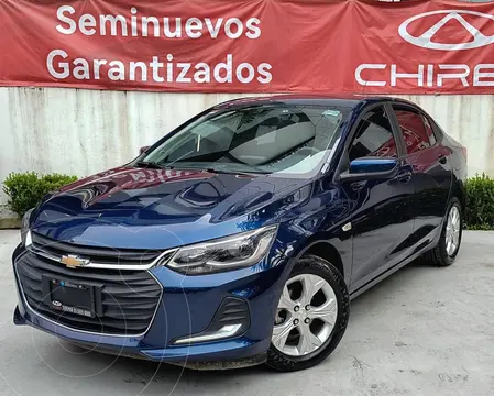 Chevrolet Onix LT usado (2023) color Azul financiado en mensualidades(enganche $67,161 mensualidades desde $5,846)