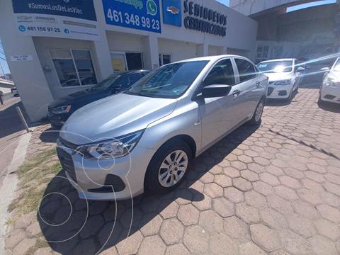 Chevrolet Onix LS Aut usado (2021) color Plata precio $272,000