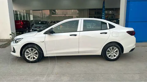 Chevrolet Onix LS usado (2021) color Blanco precio $260,000