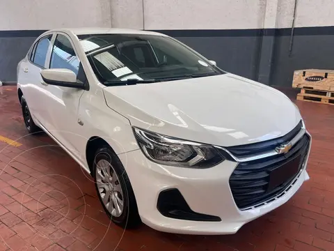 Chevrolet Onix Premier Aut usado (2022) color Blanco precio $2,150,000