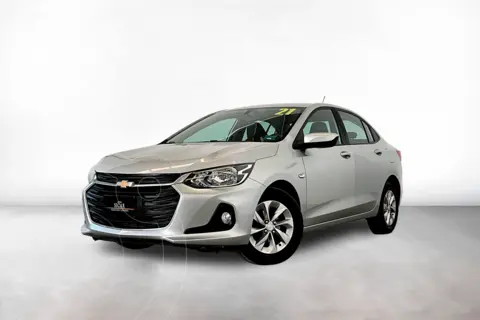 Chevrolet Onix LT Aut usado (2021) color plateado precio $219,000