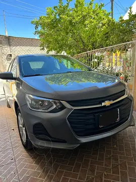 Chevrolet Onix LT Aut usado (2021) color Gris Grafito precio $209,000