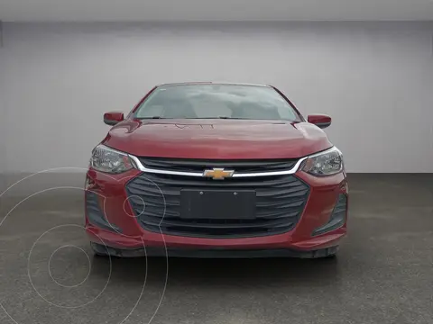 Chevrolet Onix LS Aut usado (2023) color Rojo financiado en mensualidades(enganche $82,731 mensualidades desde $3,948)