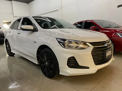 Chevrolet Onix LS Aut usado (2022) color Blanco financiado en mensualidades(enganche $67,852 mensualidades desde $5,825)