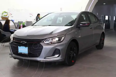 Chevrolet Onix Premier Red Line Aut usado (2023) color Gris financiado en mensualidades(enganche $59,400 mensualidades desde $6,305)