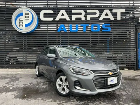 Chevrolet Onix Premier Aut usado (2021) color Gris financiado en mensualidades(enganche $59,180 mensualidades desde $6,168)