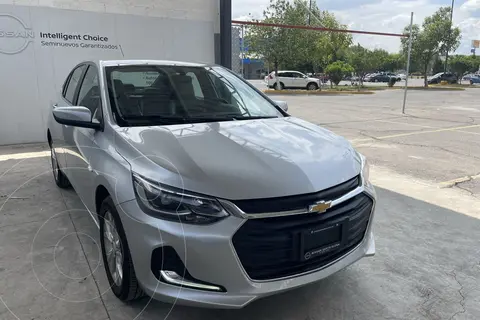 Chevrolet Onix Premier Aut usado (2022) color Gris financiado en mensualidades(enganche $101,612 mensualidades desde $4,849)