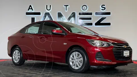 Chevrolet Onix LS Aut usado (2023) color Rojo precio $229,000