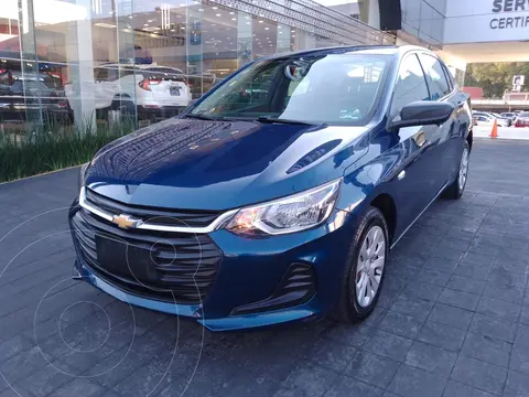 Chevrolet Onix LS Aut usado (2021) color Azul Marino financiado en mensualidades(enganche $43,000 mensualidades desde $4,157)
