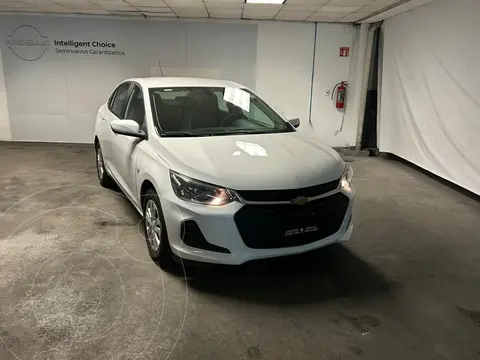 Chevrolet Onix LS Aut usado (2023) color Blanco precio $269,800