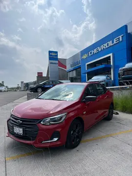 Chevrolet Onix Premier Red Line Aut usado (2025) color Rojo precio $388,900