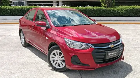 Chevrolet Onix LS Aut usado (2022) color Rojo precio $229,800