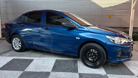 Chevrolet Onix LS Aut usado (2021) color Azul financiado en mensualidades(enganche $73,150 mensualidades desde $3,143)