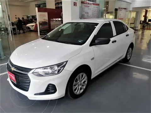 Chevrolet Onix LS usado (2021) color Blanco financiado en mensualidades(enganche $63,750 mensualidades desde $6,791)