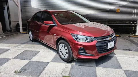 Chevrolet Onix LS usado (2023) color Rojo precio $239,000