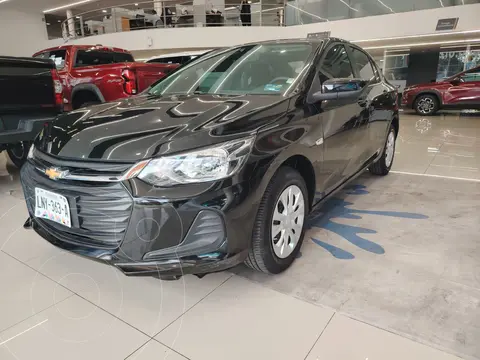 Chevrolet Onix LS usado (2023) color Negro precio $244,499