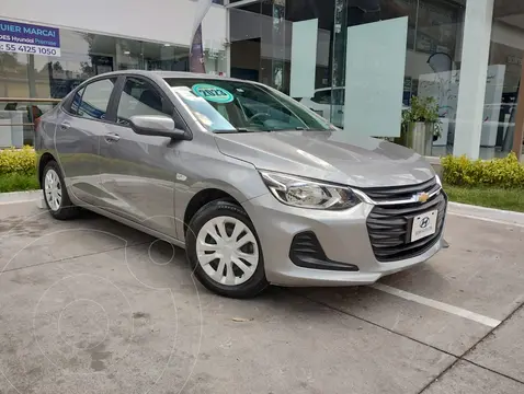 Chevrolet Onix LS Aut usado (2023) color Gris precio $230,000