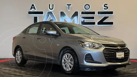 Chevrolet Onix LS Aut usado (2023) color Gris financiado en mensualidades(enganche $49,500 mensualidades desde $5,302)