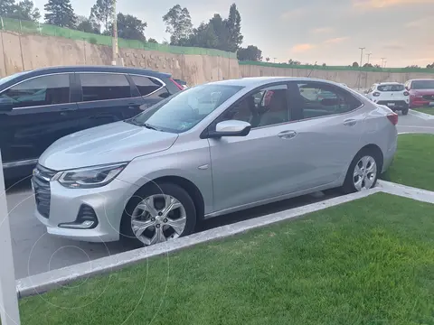 Chevrolet Onix Premier Aut usado (2021) color Plata precio $189,000
