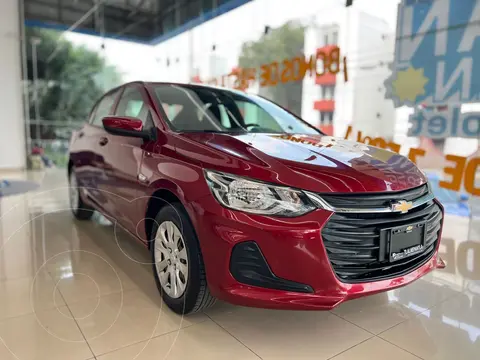 Chevrolet Onix LS Aut usado (2022) color Rojo financiado en mensualidades(enganche $74,472 mensualidades desde $4,962)