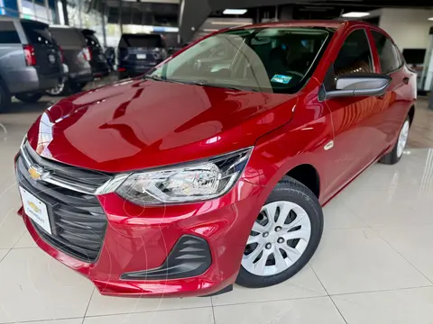 Chevrolet Onix LS usado (2021) color Rojo precio $224,900