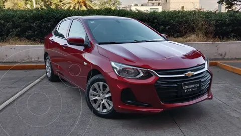 Chevrolet Onix LS Aut usado (2022) color Rojo precio $229,800