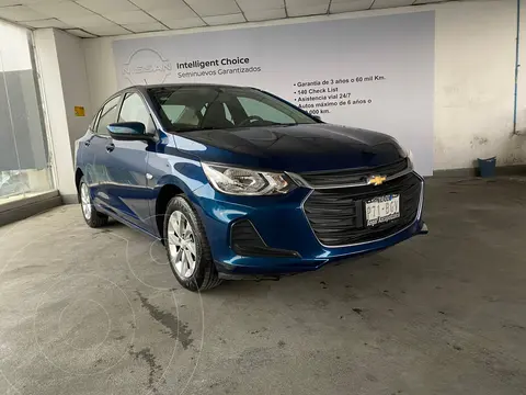 Chevrolet Onix LT usado (2021) color Azul Marino precio $315,800
